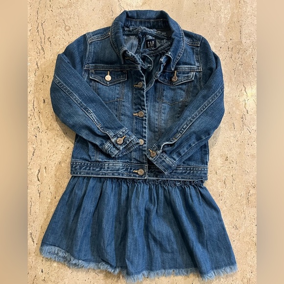 Girl’s Size 4 Gap Denim Dress and Old Navy Denim Jacket Bundle - Picture 1 of 6
